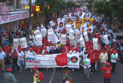 Metalúrgicos participam da 4ª marcha dos trabalhadores em Brasília